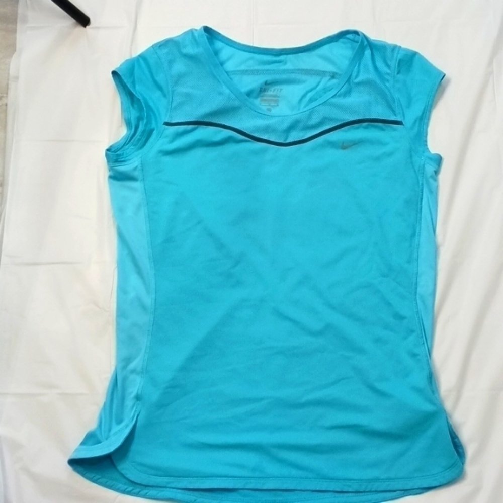 Nike Fitted Dri- fit short sleeve mesh running top.